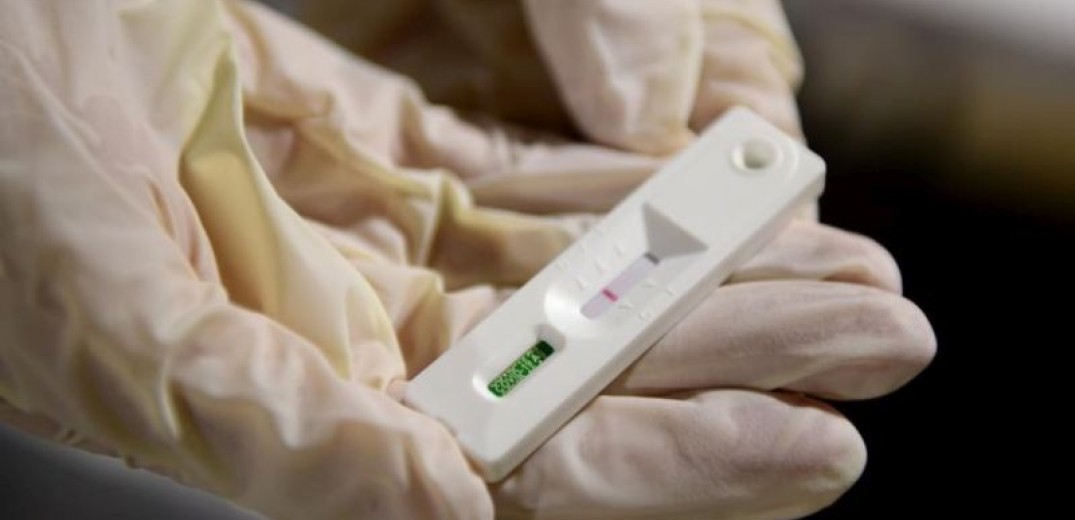 Κορονοϊός: Υποχώρηση ιικού φορτίου και στα δωρεάν rapid tests