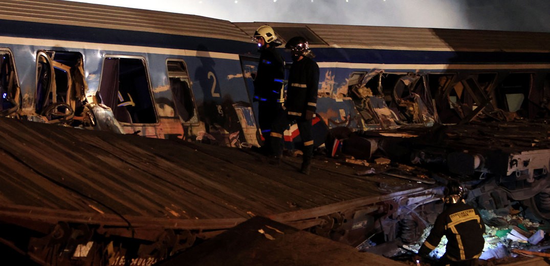 Τέμπη - Πραγματογνώμονας: Το σιδηροδρομικό δυστύχημα αντιμετωπίστηκε σαν... τροχαίο