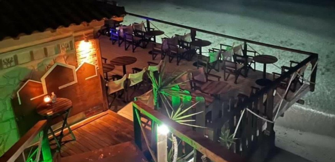 Paragkes: Ένα μοναδικό lounge cocktail bar στο Ποσείδι Χαλκιδικής 