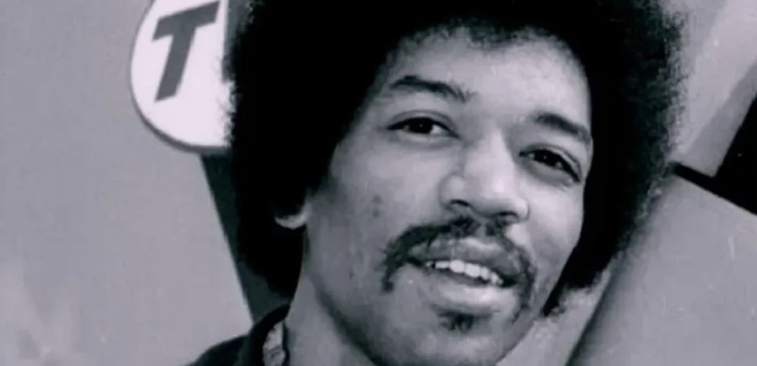 Ο Jimi Hendrix, η σκονισμένη σοφίτα και το αυτόγραφο του 1967. Του Κώστα Μπλιάτκα