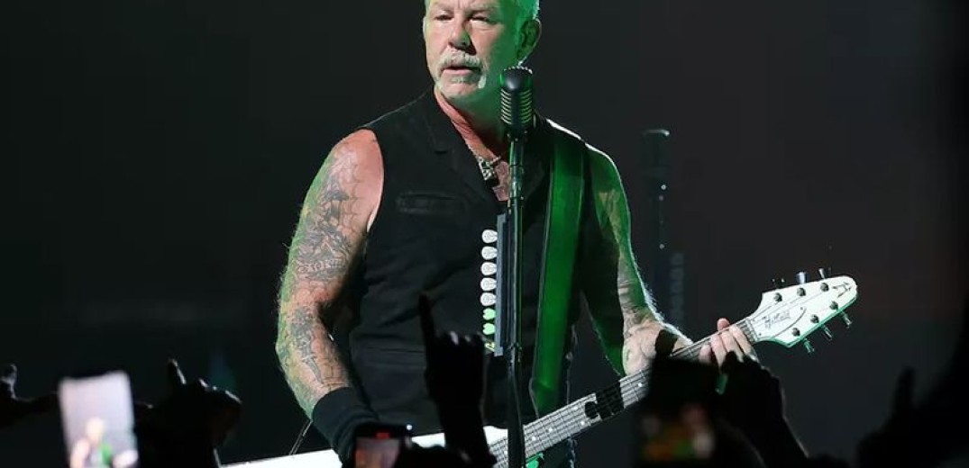 Ο James Hetfield των Metallica έκανε τατουάζ με την τέφρα του θρυλικού Lemmy των Motörhead (φωτ.)