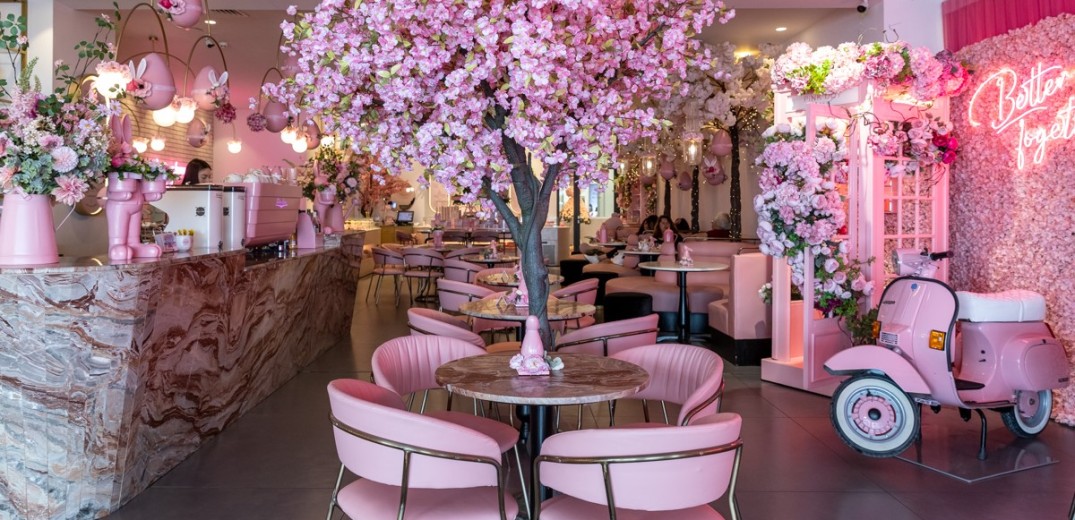 Pink Dot café: Ένας ροζ instagrammable «Παράδεισος»