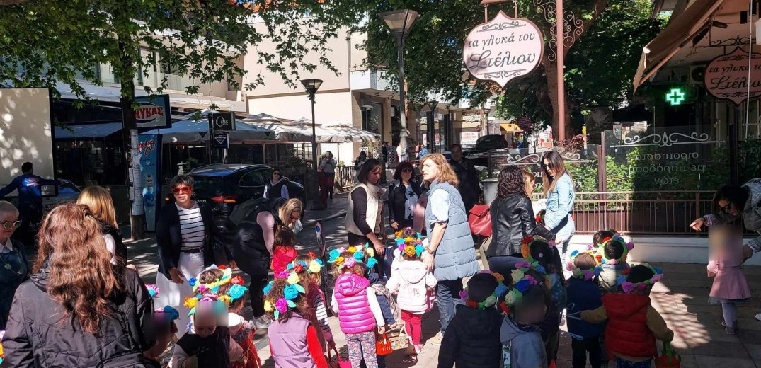 Δήμος Ωραιοκάστρου: Τα κάλαντα του Λαζάρου έψαλαν τα «Λαζαράκια» των δημοτικών παιδικών σταθμών