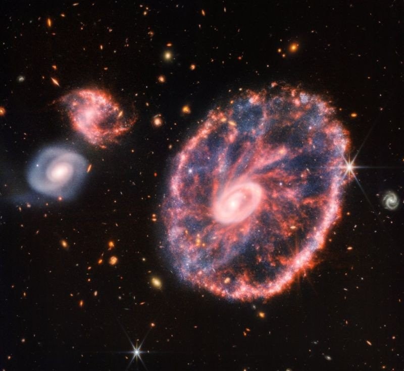 cartwheel-galaxias.jpg