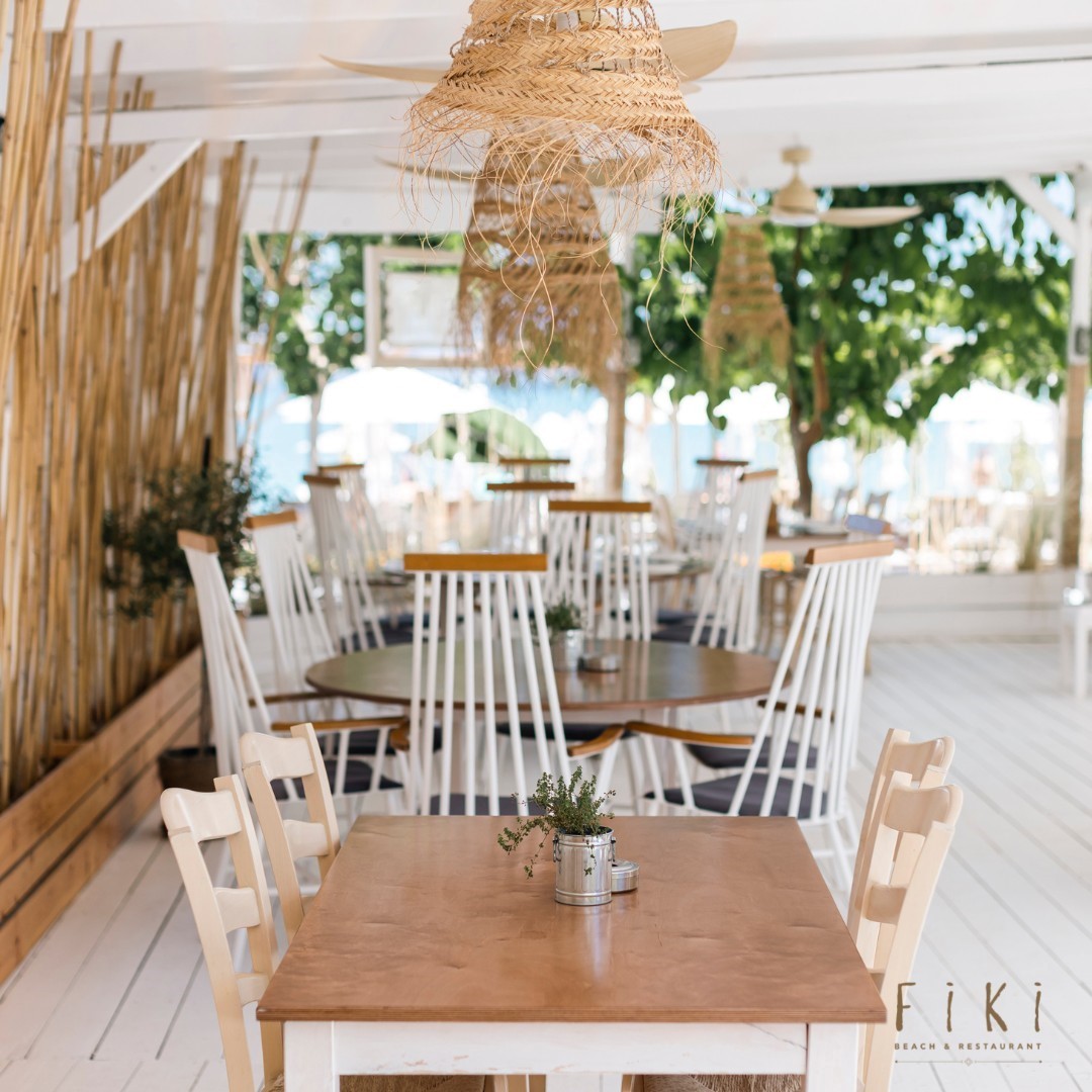 fiki-beach-bar-restaurant9.jpg