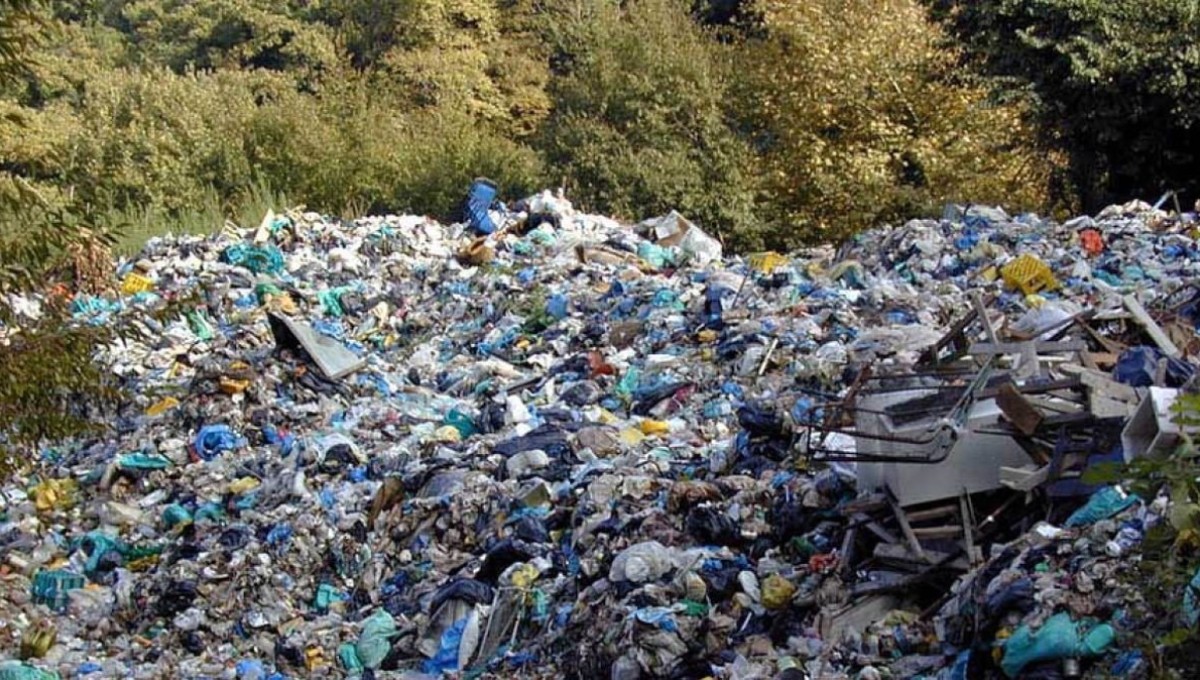 Θεσσαλονίκη: Εισαγγελική έρευνα για τον σκουπιδότοπο στον κόμβο Κ-12 - Στο «στόχαστρο» παραλείψεις φορέων 