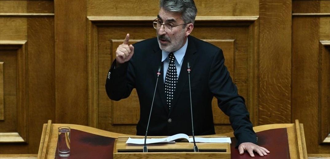 Θ. Ξανθόπουλος: Η κυβέρνηση καταστρατηγεί βάναυσα το Σύνταγμα που έχουμε ορκιστεί να φυλάττουμε
