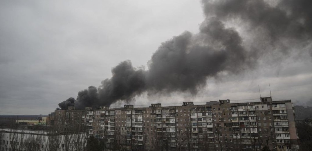 Ουκρανία: Πυρκαγιές από αναμμένα κεριά και εκρήξεις γεννητριών σε σπίτια - Εννιά νεκροί