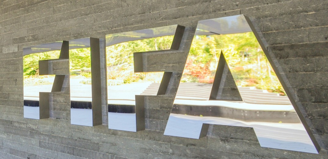 Η ΦΙΦΑ ετοιμάζεται να επεκτείνει επ&#x27; αόριστον την ποδοσφαιρική σεζόν