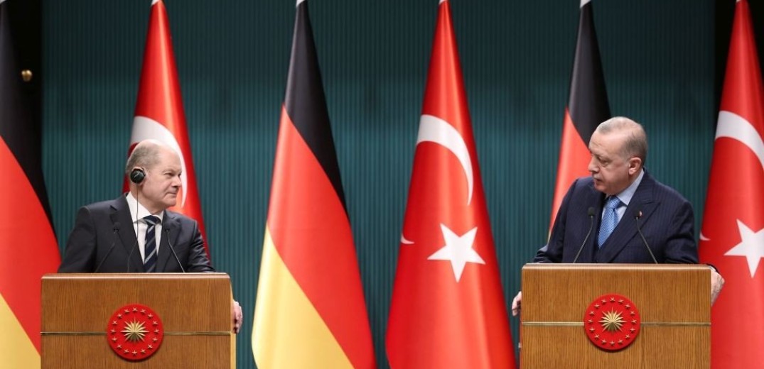 Τηλεφωνικά παράπονα Ερντογάν σε Σολτς - Ο Τούρκος πρόεδρος ζήτησε από το Βερολίνο ξανά ουδέτερη στάση