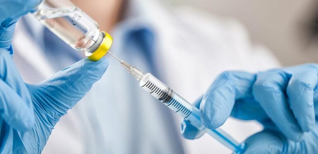 Pfizer - BioNTech «ψήνουν» συνδυαστικό εμβόλιο κατά Covid και γρίπης