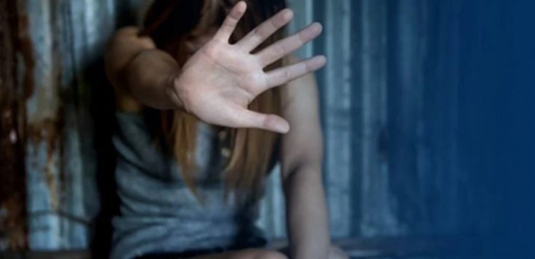 Σοκ και φρίκη από τις αποκαλύψεις για την υπόθεση βιασμού 12χρονης από τον πατέρα της στο Αμύνταιο Φλώρινας