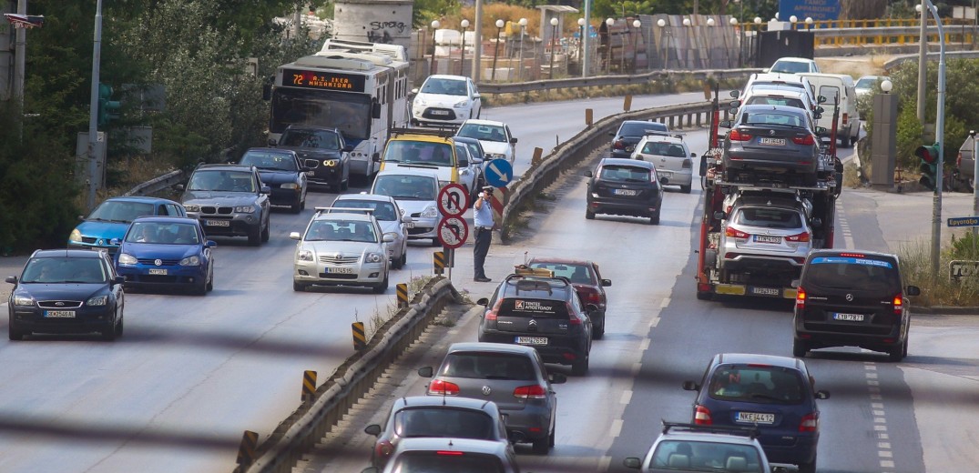 Κυκλοφοριακό: «Κολλημένοι» στην κίνηση 3,5 μέρες το χρόνο οι Θεσσαλονικείς&#33; 