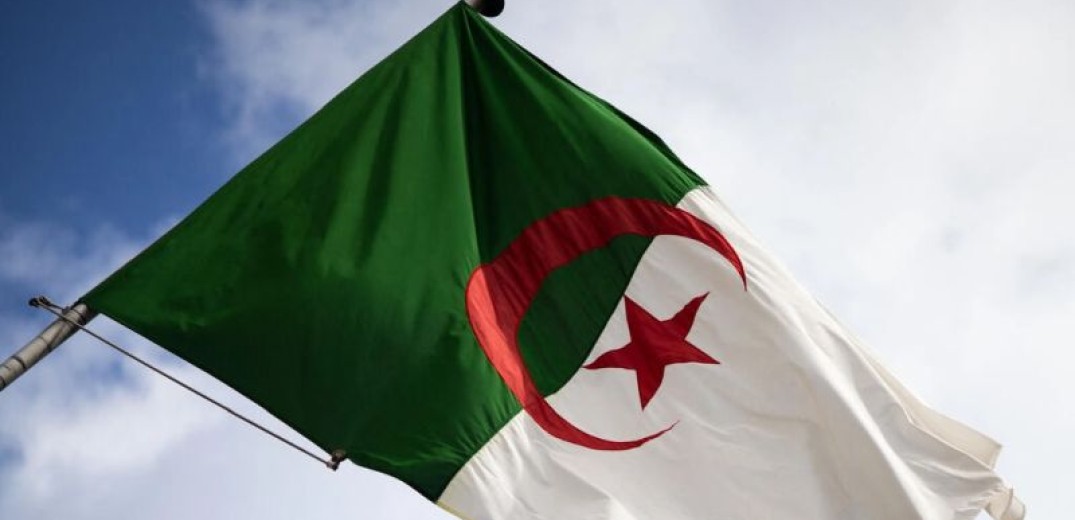 Ισπανία: «Η Αλγερία ευθυγραμμίζεται σταδιακά με τη Ρωσία»