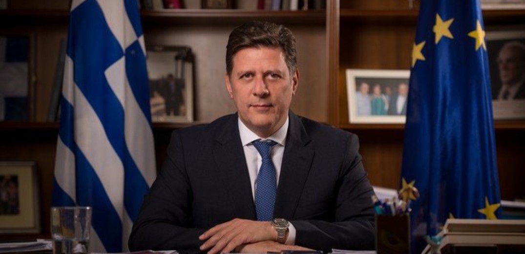 Πρώτη δορυφορική επικοινωνία υπουργείου Εξωτερικών και τριών πρεσβειών της Ελλάδας στο εξωτερικό