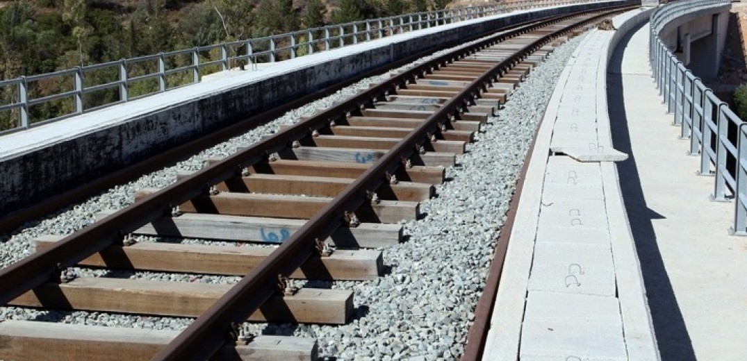 Θεσσαλία: Στα 463 εκατομμύρια ευρώ το κόστος της πλήρους αποκατάστασης του Σιδηροδρομικού Δικτύου