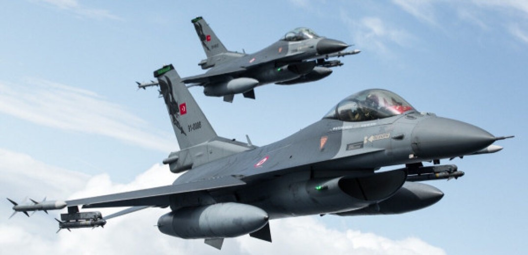 Γερουσιαστής Μενέντεζ: Βάζει όρο για τα τουρκικά F-16 να μην πετάνε πάνω από την Ελλάδα