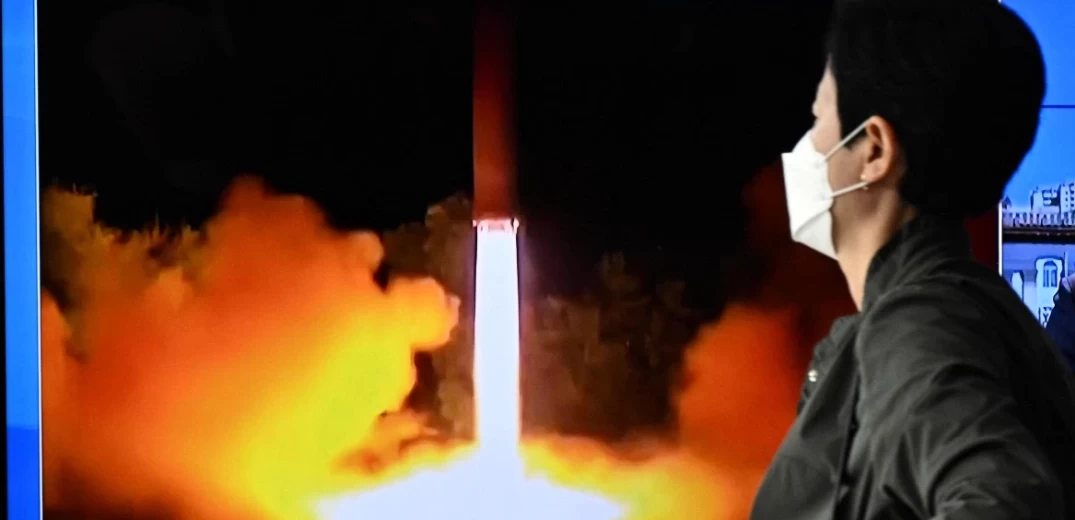 Ένταση στην κορεατική χερσόνησο: Η Πιονγκγιάνγκ εκτόξευσε νέο «βαλλιστικό πύραυλο άγνωστου τύπου»