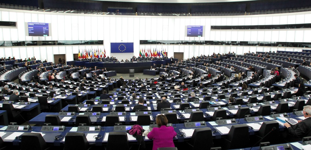 Ευρωκοινοβούλιο: Ψήφισμα για σύσταση ειδικού δικαστηρίου για την διερεύνηση ρωσικών εγκλημάτων πολέμου στην Ουκρανία