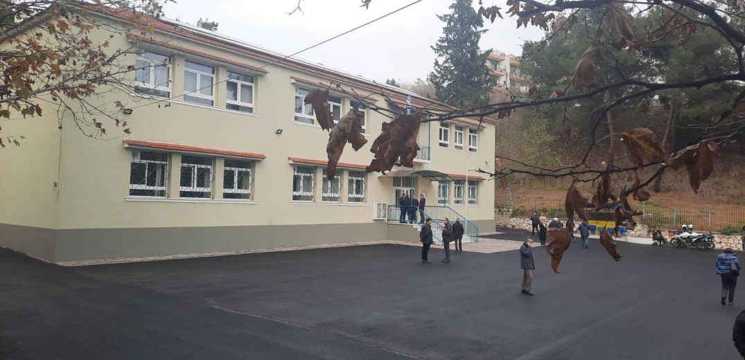 Στο Ιπποκράτειο νοσοκομείο Θεσσαλονίκης ο 6χρονος που τραυματίστηκε από την έκρηξη σε σχολείο στις Σέρρες