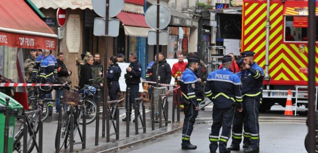 Ένοπλη επίθεση στο Παρίσι: Τρεις οι νεκροί - Ο δράστης είναι γνωστός για δύο απόπειρες ανθρωποκτονίας