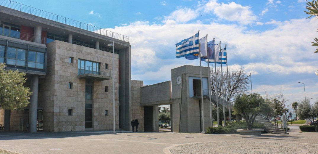 Θεσσαλονίκη: Υποδύονται τους υπαλλήλους του δήμου για να αποσπάσουν τραπεζικούς κωδικούς