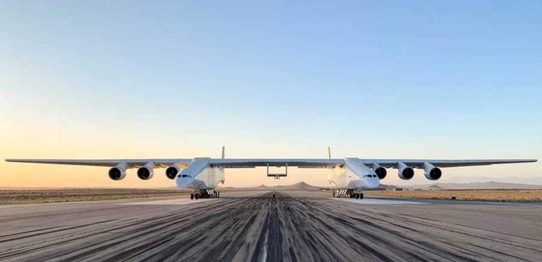 Στον αέρα για έξι ώρες το μεγαλύτερο αεροσκάφος στον κόσμο - Οι διαστάσεις του  (βίντεο)