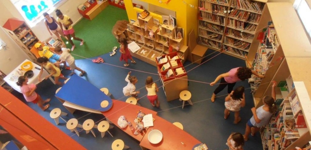 Καλαμαριά: Οι «βιβλιοσκώληκες» κάνουν... κατάληψη στις βιβλιοθήκες