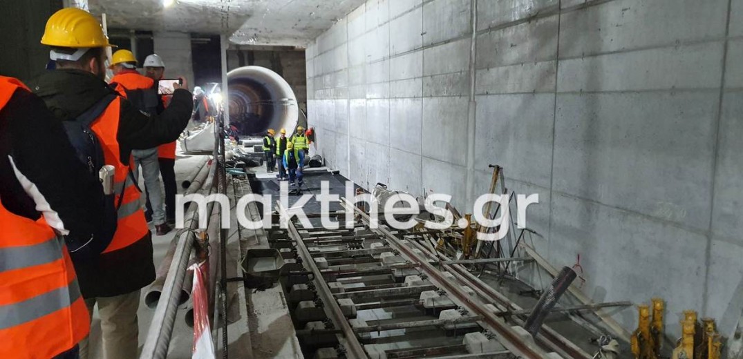 Μετρό Θεσσαλονίκης: Πριν το Πάσχα θα... σφυρίξει το πρώτο τρένο στο σταθμό Βενιζέλου - Τοποθετούνται οι ράγες (φωτ.)