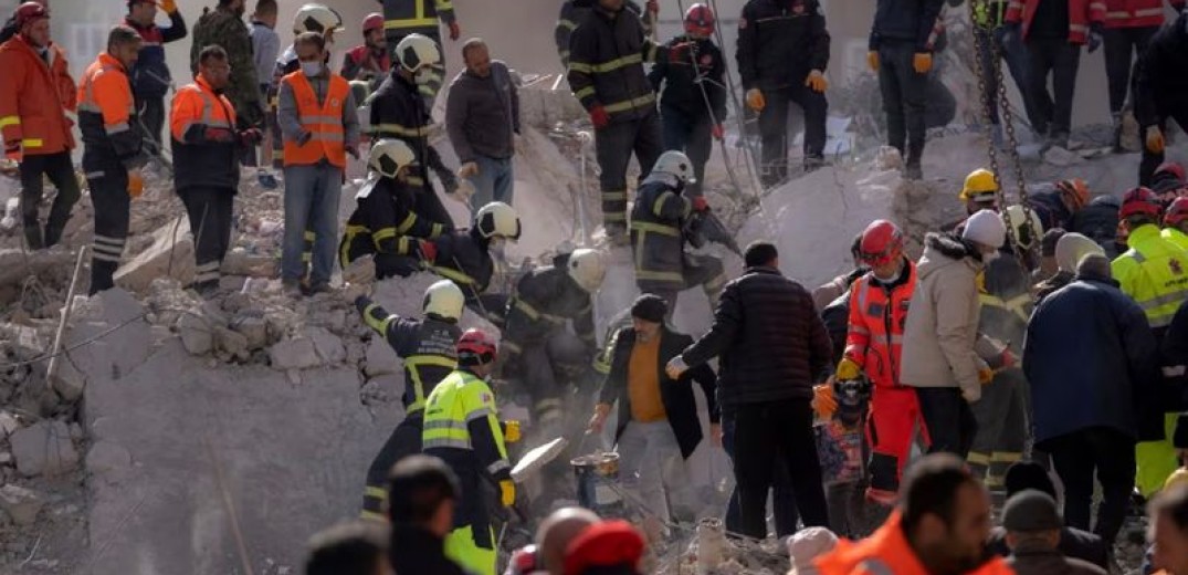 Λέκκας για σεισμό στην Τουρκία: Δεν θα εκπλαγώ αν οι νεκροί φτάσουν τις 50.000 (βίντεο)