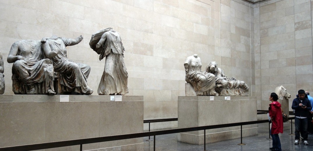 Το Βρετανικό Μουσείο επιβεβαίωσε τα δημοσιεύματα για προχωρημένες επαφές με φόντο τα Γλυπτά του Παρθενώνα