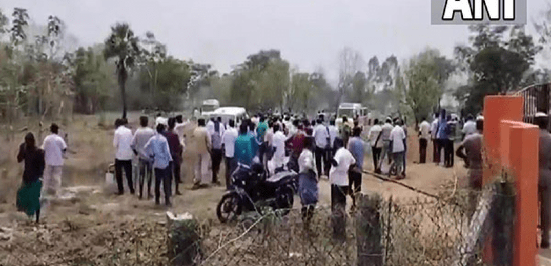 Τραγωδία με 8 νεκρούς και 16 τραυματίες μετά από έκρηξη εργοστασίου στην Ινδία (βίντεο)