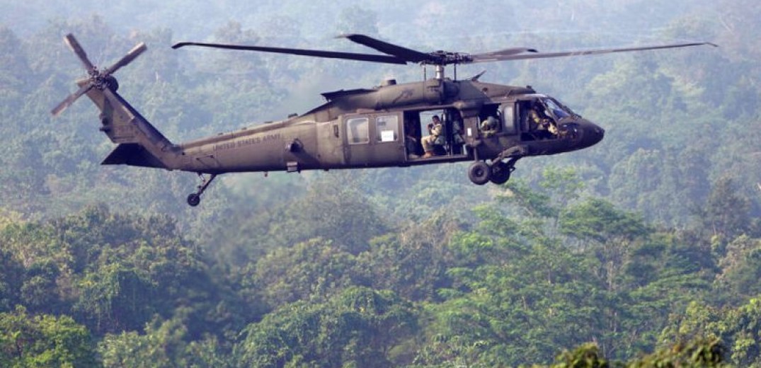 ΗΠΑ: Δυο ελικόπτερα Apache του στρατού συνετρίβησαν στην Αλάσκα - Νεκροί οι τρεις χειριστές, τραυματίας ο τέταρτος