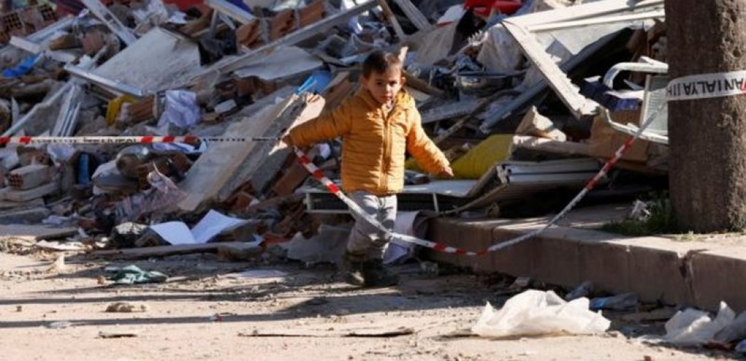 Έβρος: «Στο πόδι» τα τελωνεία Κήπων και Καστανεών - Πληροφορίες για  απόπειρες εμπορίου μικρών παιδιών από τα σεισμόπληκτα