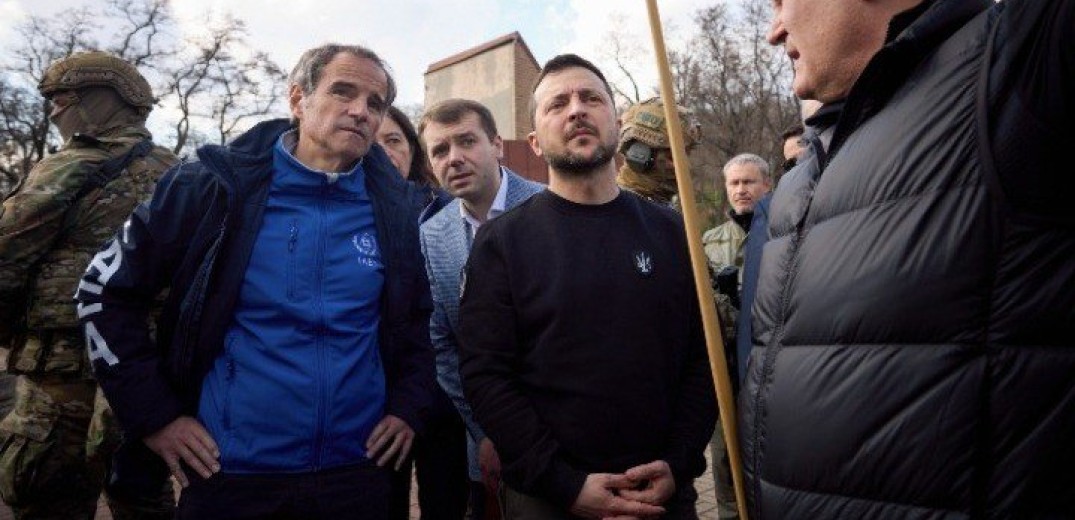 Ουκρανία: Ο Ζελένσκι επισκέφθηκε δύο πόλεις στο Σούμι