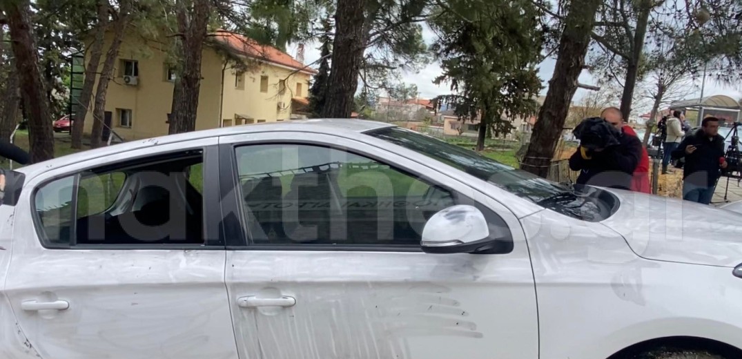 Έγκλημα στη Θεσσαλονίκη: Σε αυτό το αυτοκίνητο βρέθηκε το πτώμα της γυναίκας στη Χαλκηδόνα - Πυροβολήθηκε στο κεφάλι εξ επαφής (βίντεο, φωτ.)
