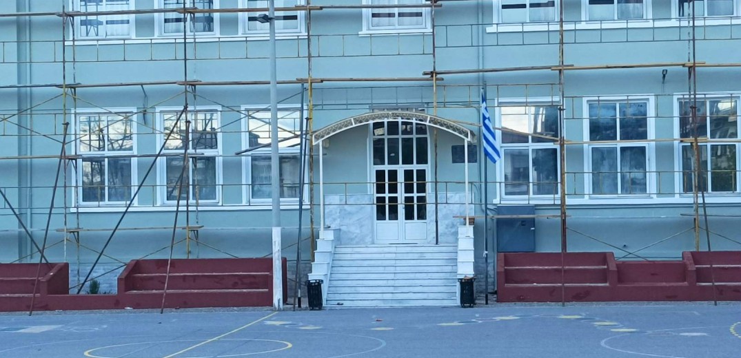 Δήμος Χαλκηδόνος: Ευρύτατο πρόγραμμα επισκευαστικών εργασιών σε όλα τα σχολεία (φωτ.)