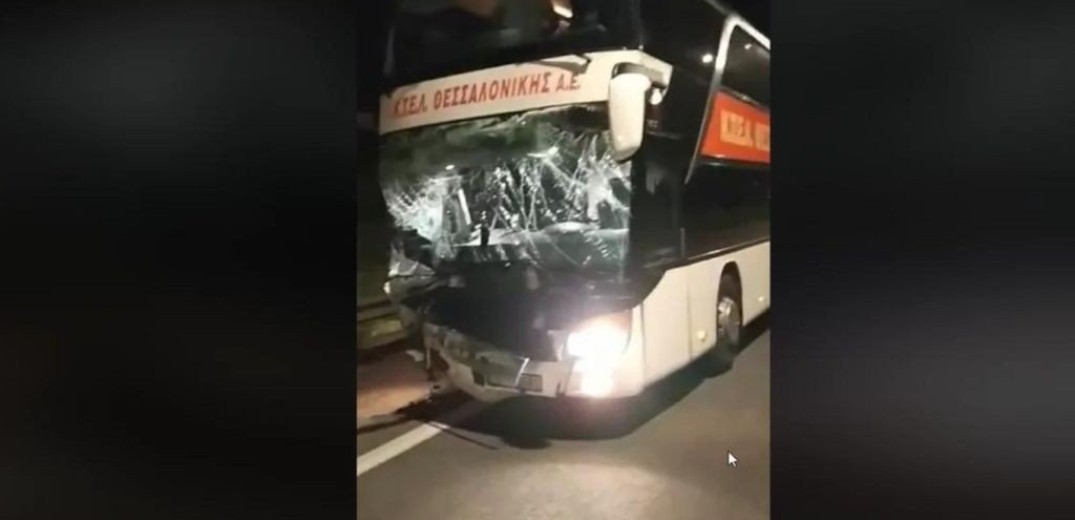 ΚΤΕΛ Θεσσαλονίκης για δυστύχημα στον Πλαταμώνα: Με μηδενική κατανάλωση αλκοόλ ο οδηγός του λεωφορείου