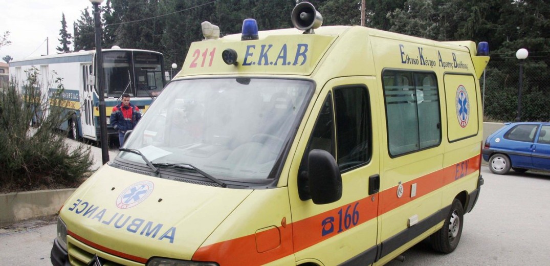 Ευρυτανία: Αυτοκίνητο έπεσε σε γκρεμό 60 μέτρων