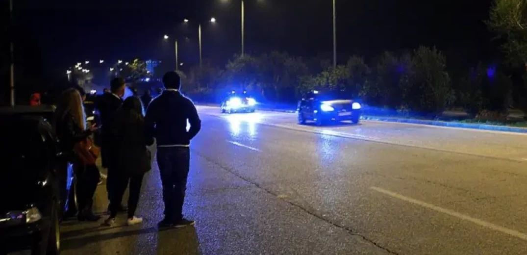 Αθήνα: Συλλήψεις για «κόντρες» στη Λ. Ποσειδώνος - Κατασχέθηκαν τα αυτοκίνητα