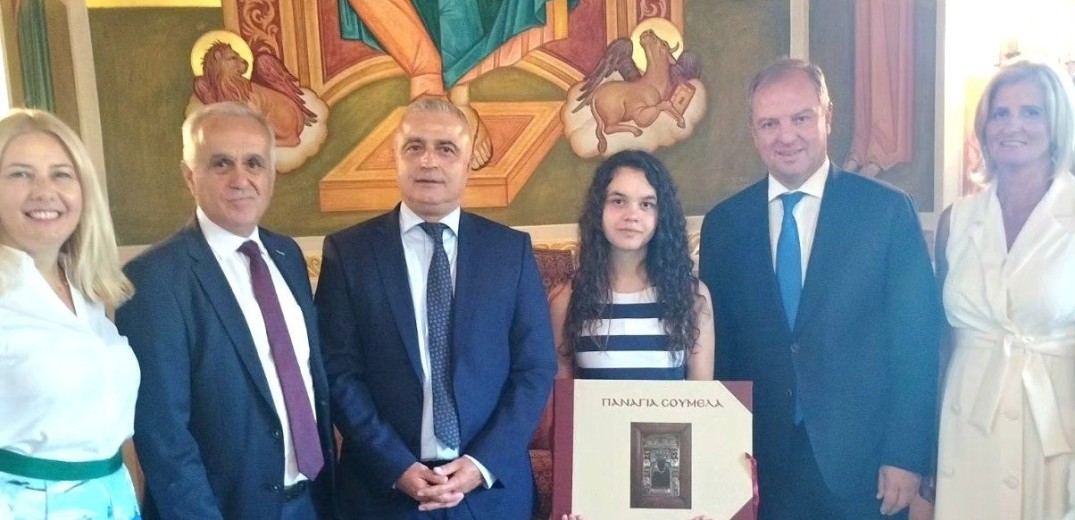 Βέροια: Βραβεύθηκε η 16χρονη που έσωσε 10χρονο από πνιγμό στη Χαλκιδική