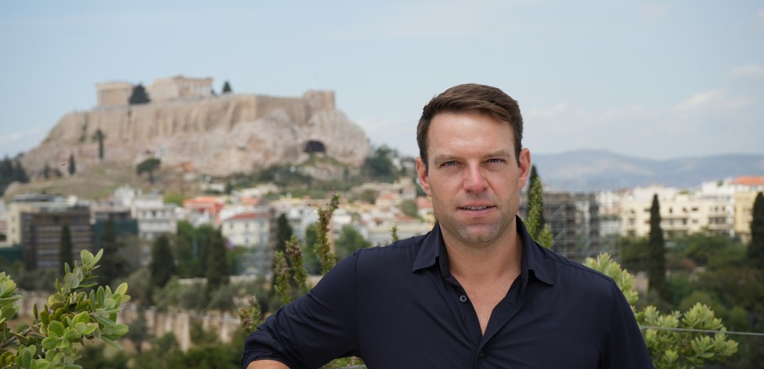 Στέφανος Κασσελάκης: Και επίσημα υποψήφιος για την ηγεσία του ΣΥΡΙΖΑ - «Καιρός να αναγεννηθούμε και να νικήσουμε»