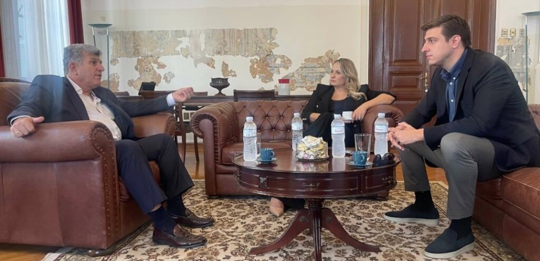 Συνάντηση του νέου δημάρχου Κορδελιού - Ευόσμου με τους συντονιστές του Γραφείου του Πρωθυπουργού στη Θεσσαλονίκη