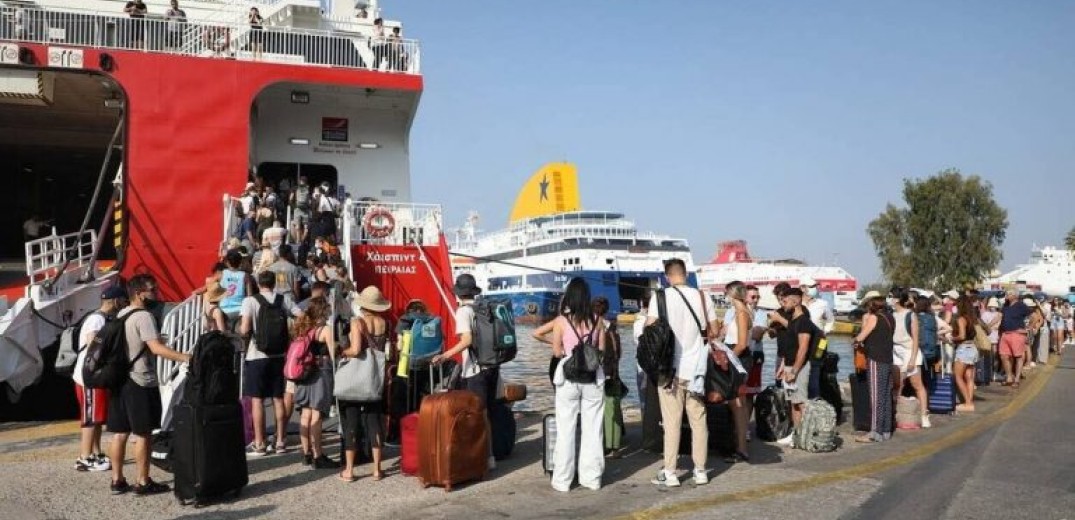 Αυξάνουν οι κρατήσεις εισιτηρίων στα πλοία ενόψει Πάσχα - Μεγάλη η ζήτηση και για το καλοκαίρι