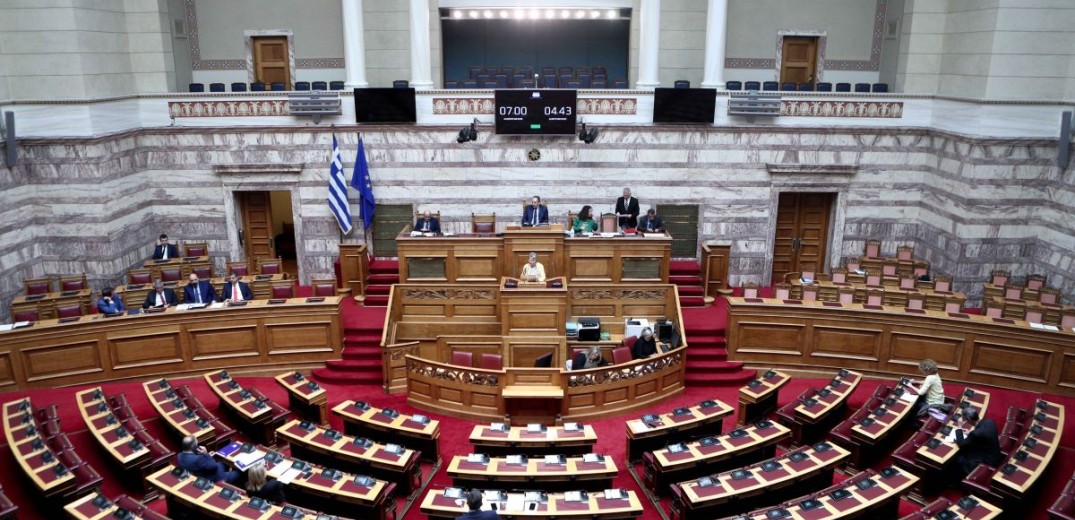 Βουλή: Άρχισε η συζήτηση στην ολομέλεια για τον νέο δικαστικό χάρτη