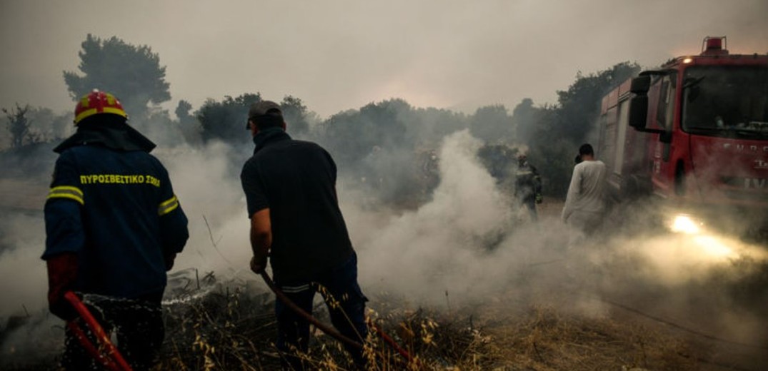 Θεσσαλονίκη: Πώς εκπαιδεύονται οι δασοκομάντος πριν ριχθούν στη μάχη με τις φλόγες (βίντεο)