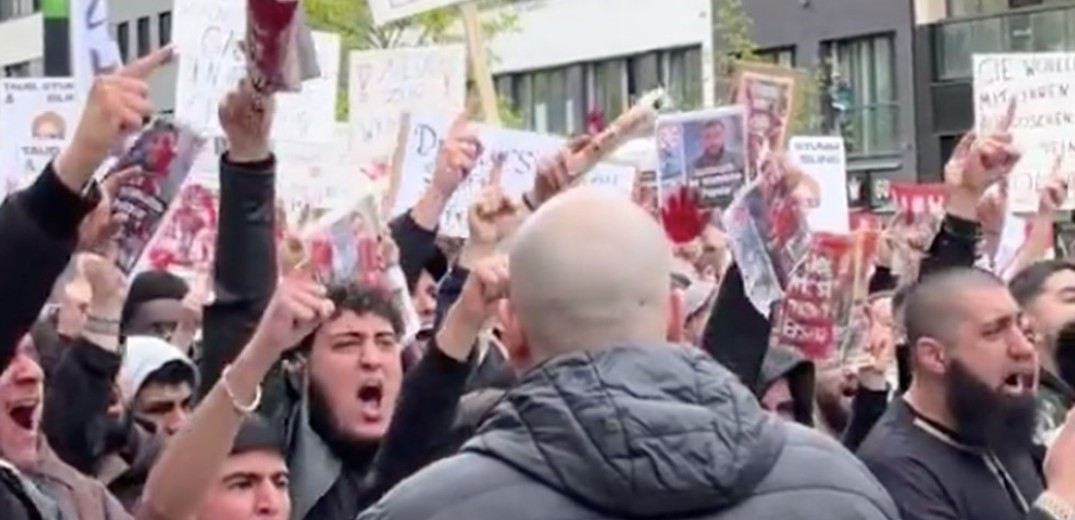 Διαδήλωση ισλαμιστών στο Αμβούργο - Κατηγορούν την κυβέρνηση για εχθρική πολιτική προς το Ισλάμ