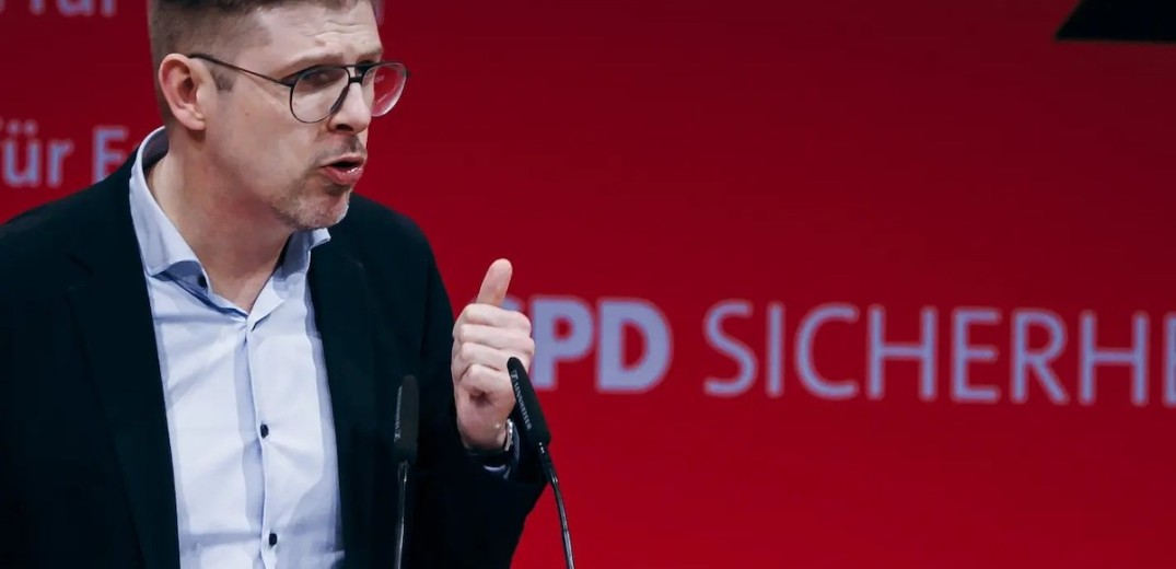 Γερμανία: Ξυλοκοπήθηκε υποψήφιος ευρωβουλευτής και υποβλήθηκε σε χειρουργική επέμβαση