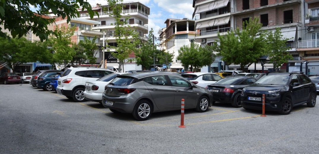 Κατερίνη: Ολοκληρώθηκαν οι παρεμβάσεις αποκατάστασης στάθμευσης στον δημοτικό χώρο της πρ. Ριζαρείου - Δείτε φωτογραφίες