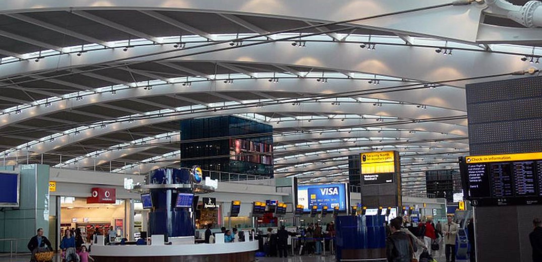 Δέμα με ουράνιο κατασχέθηκε στο αεροδρόμιο Χίθροου - Έρευνα από τη βρετανική αστυνομία